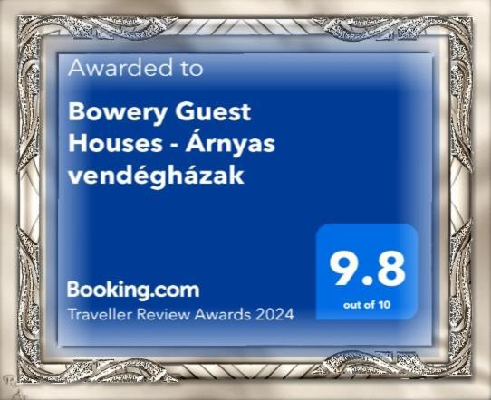 Bowery Guest Houses - Arnyas Vendeghazak Balatonalmádi Екстериор снимка
